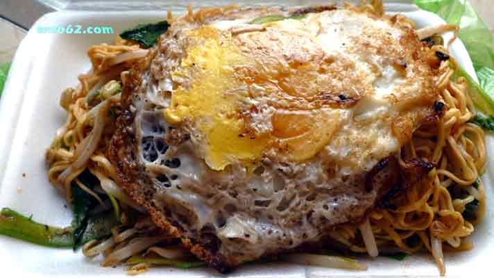 Photo Fried noodles in Phnom Penh