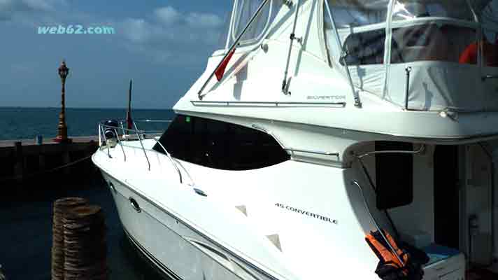 photo Yacht in Sihanoukville