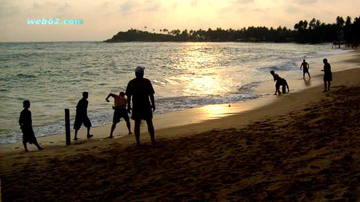 Beach Cricket Unawatuna