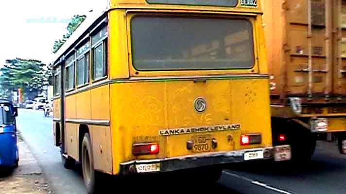 photo Hikkaduwa Bus in Sri Lanka