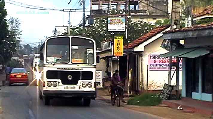 photo Hikkaduwa Bus in Sri Lanka