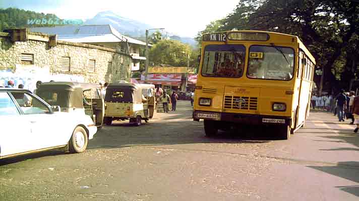 photo Bus at Kandy Food Market in Sri Lanka