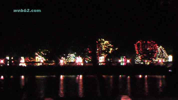 photo Kandy Lake during the Perehara