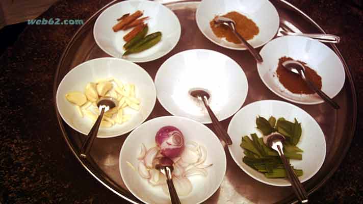 photo Ayurvedic food in Sri Lanka