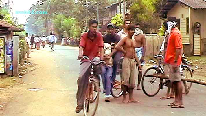 photo Unawatuna Roadblock