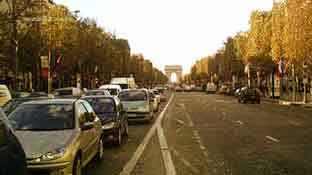 Le Avenue des Champs Elysees Foto