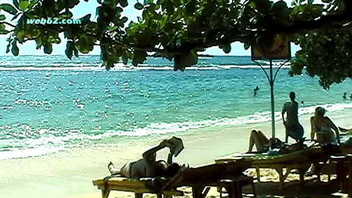 Photo from Unawatuna Bay 2004 Unawatuna Bay 2004